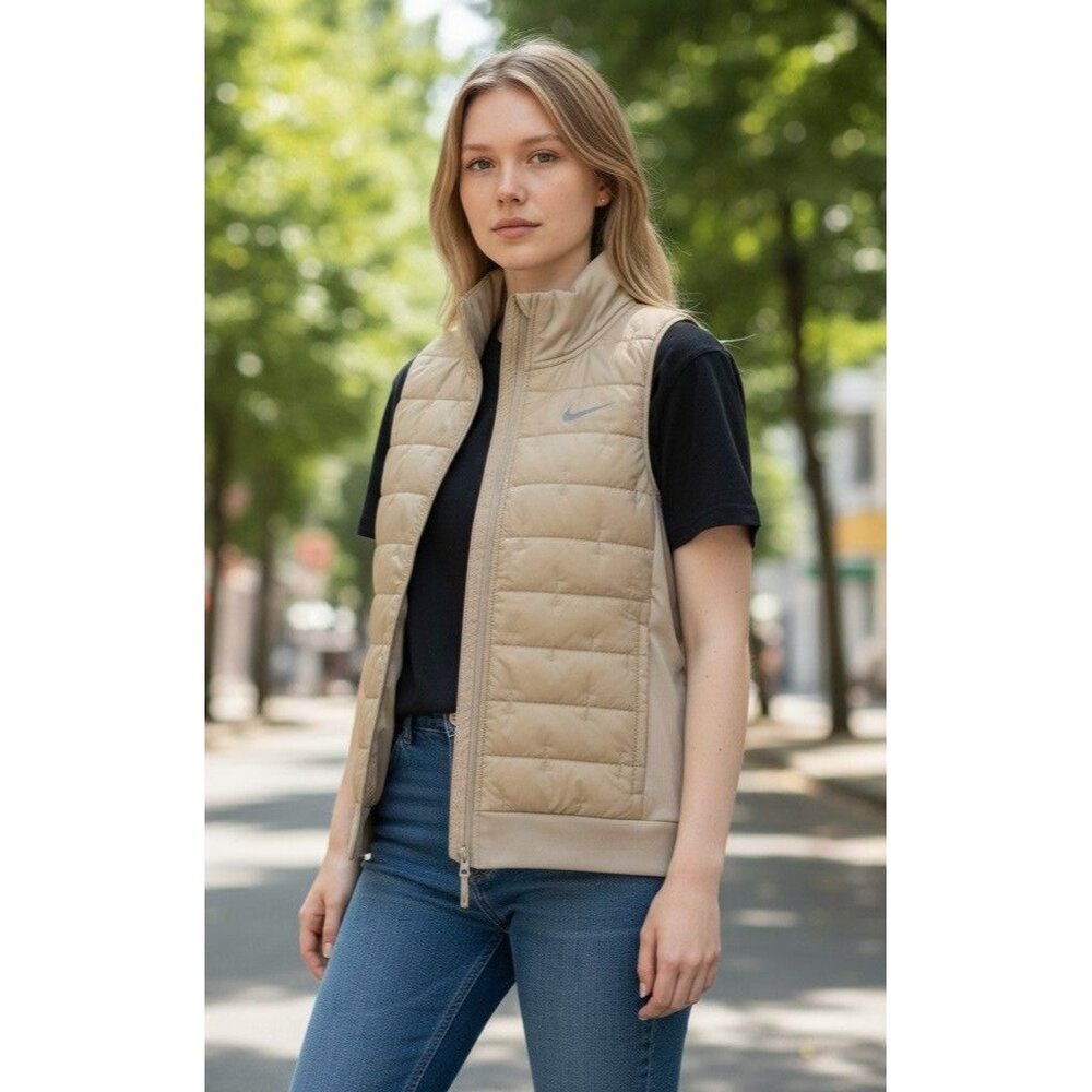 Nike Therma FIT Tan Running Hiking Vest DD6084-206 Women's Small NEW with Tags